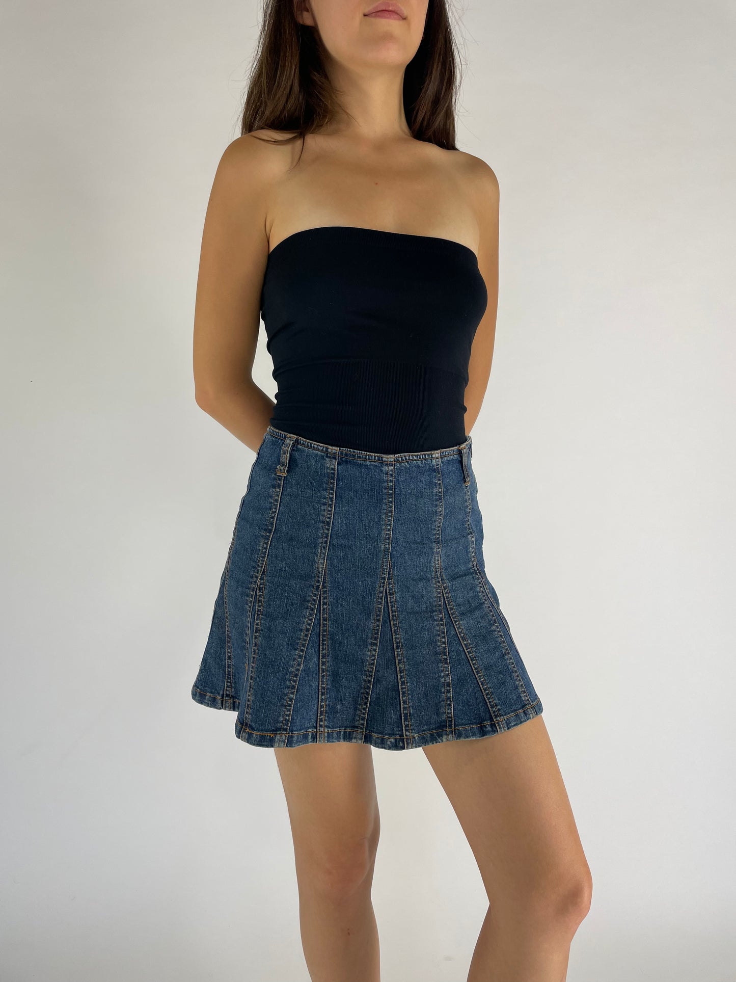 Y2K pleated denim skirt