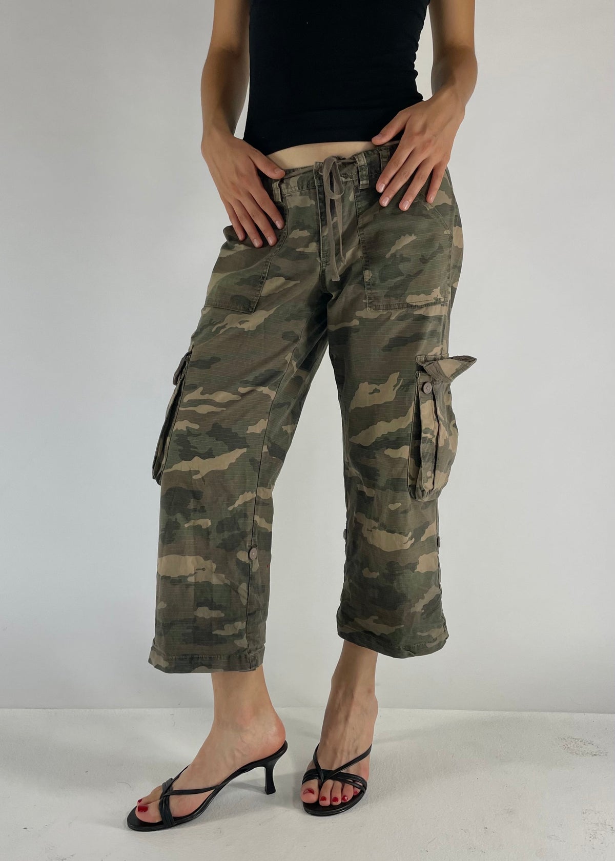 Y2K capris cargos by PLUGG