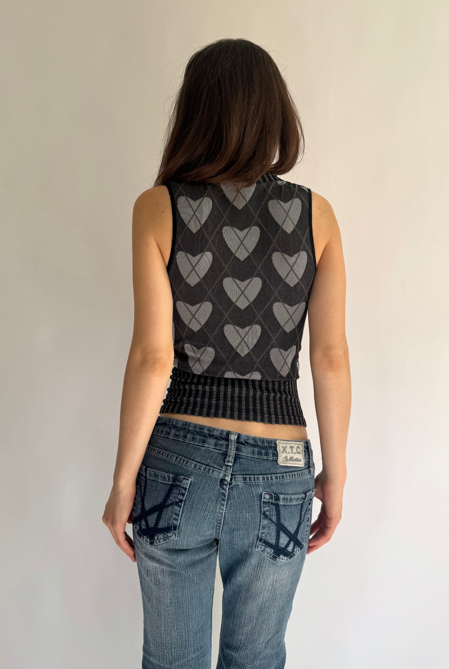 Y2K checkered heart print V-neck top