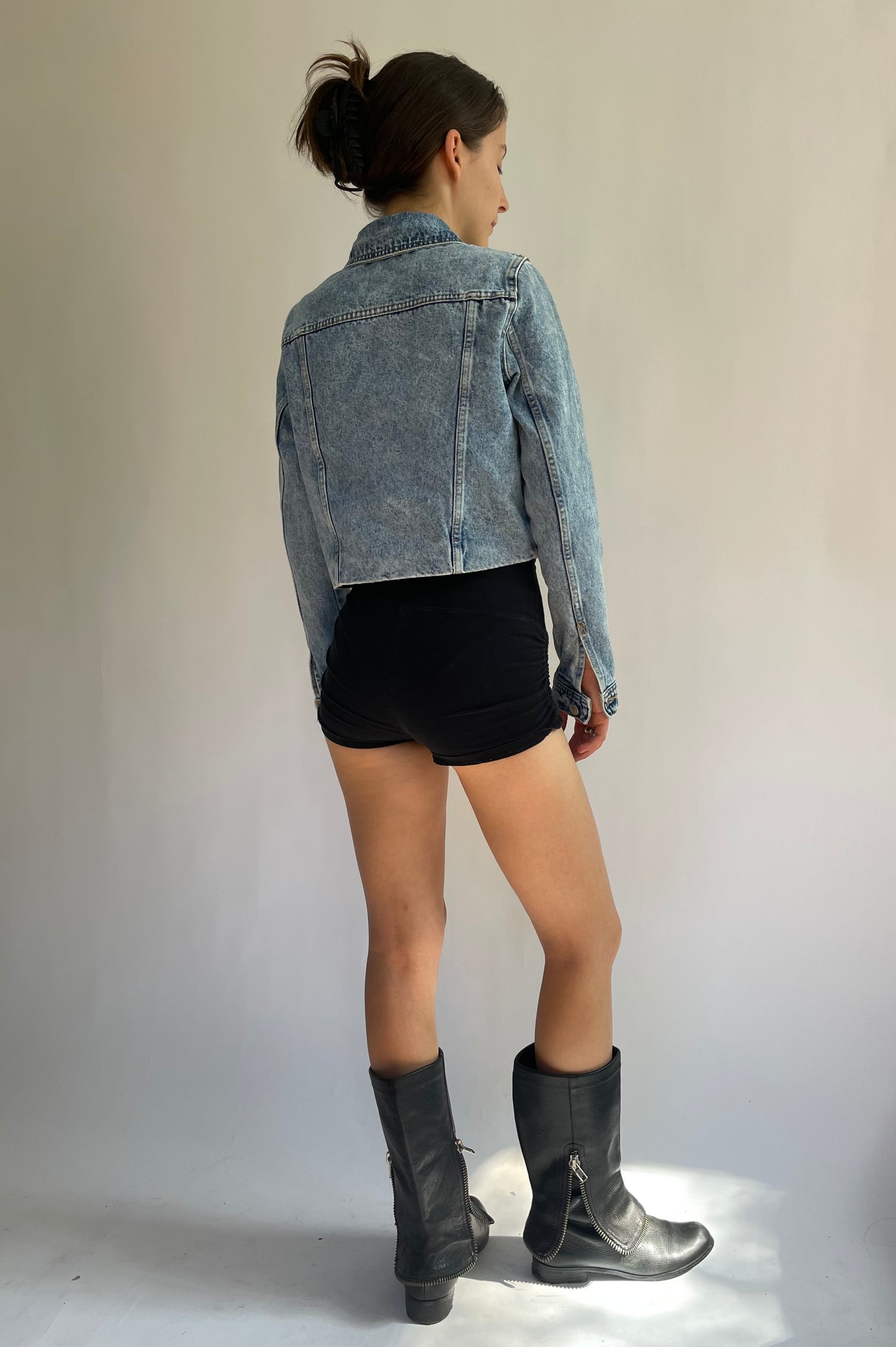 Modern cropped denim jacket size XS