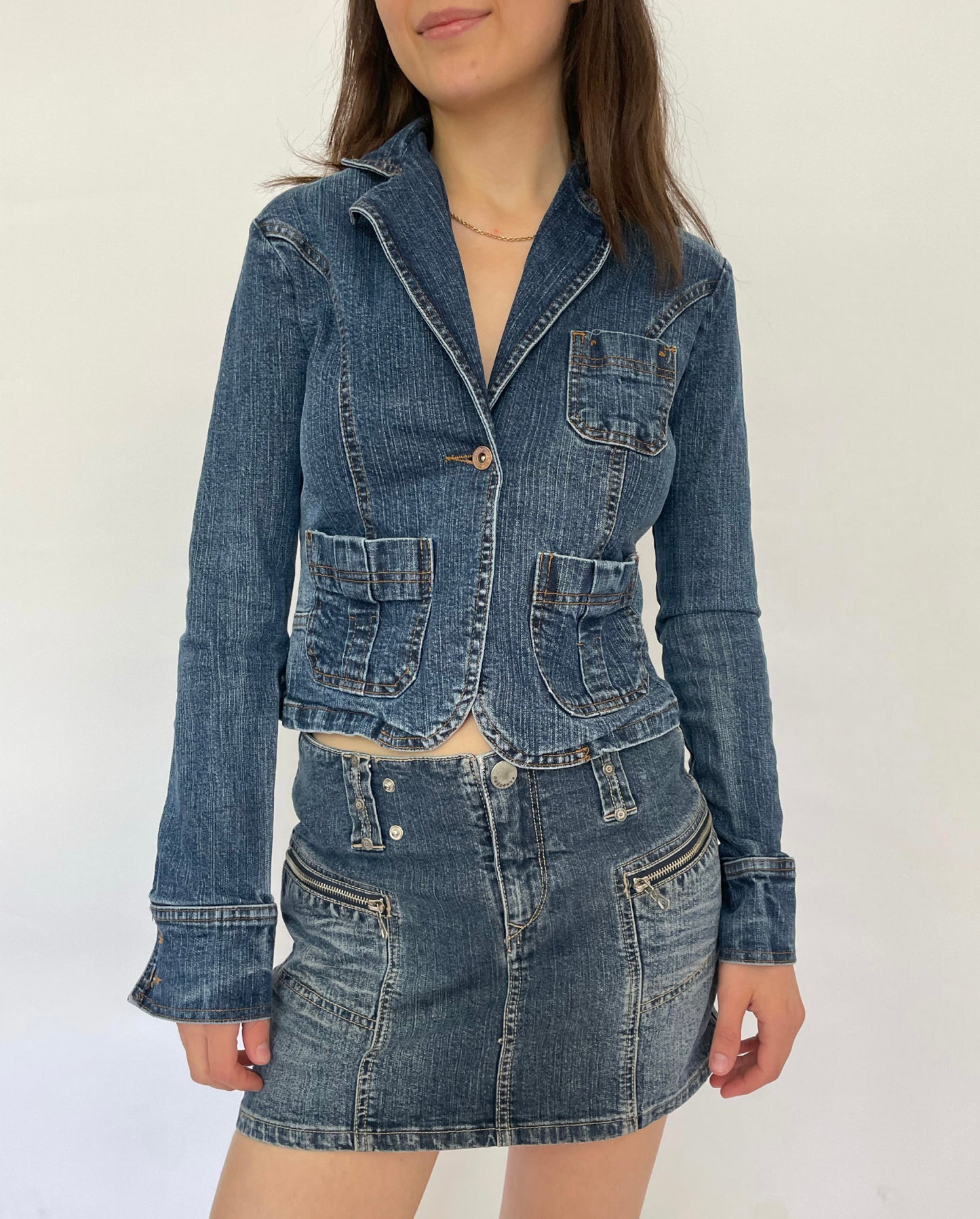 Y2K fitted stretchy denim jacket