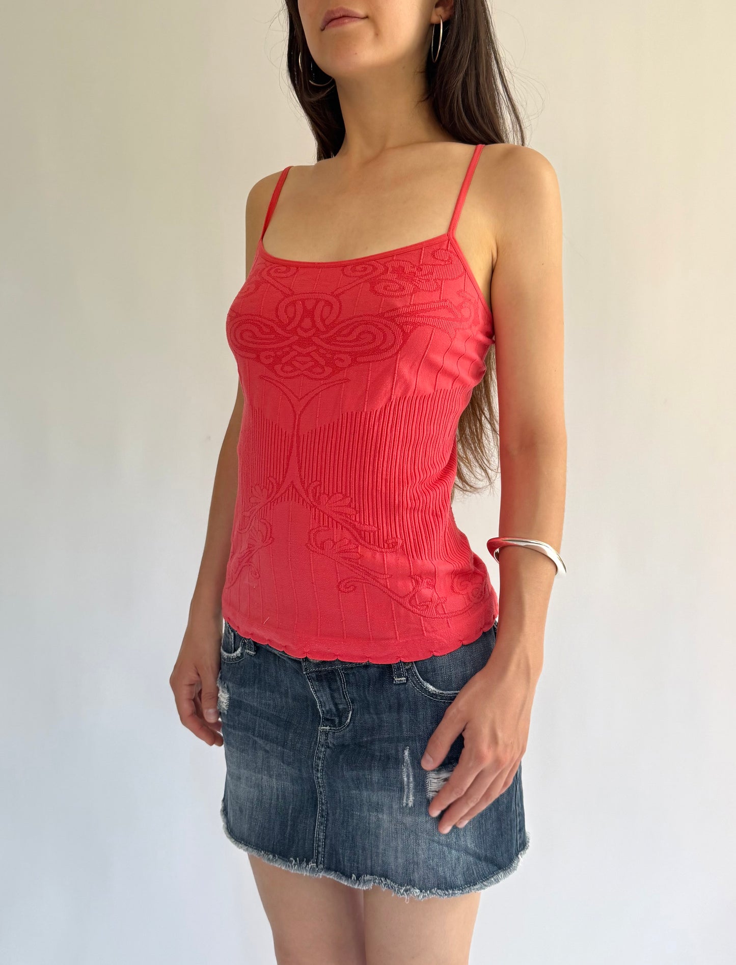 Y2K/2000s fitted coral tank top