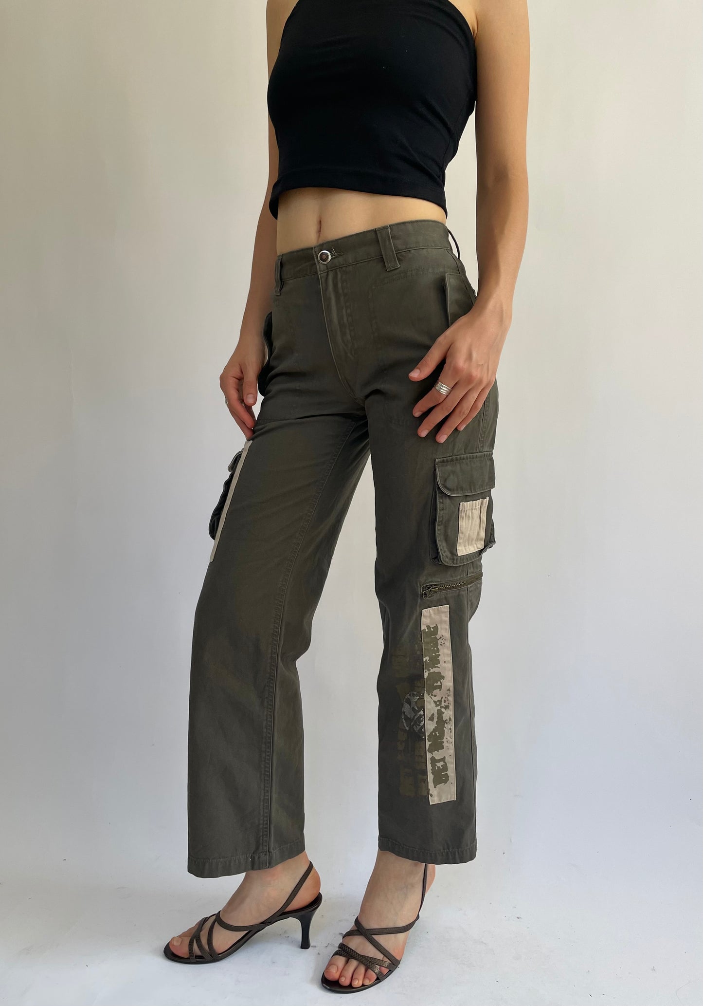 Y2K khaki and beige cargos