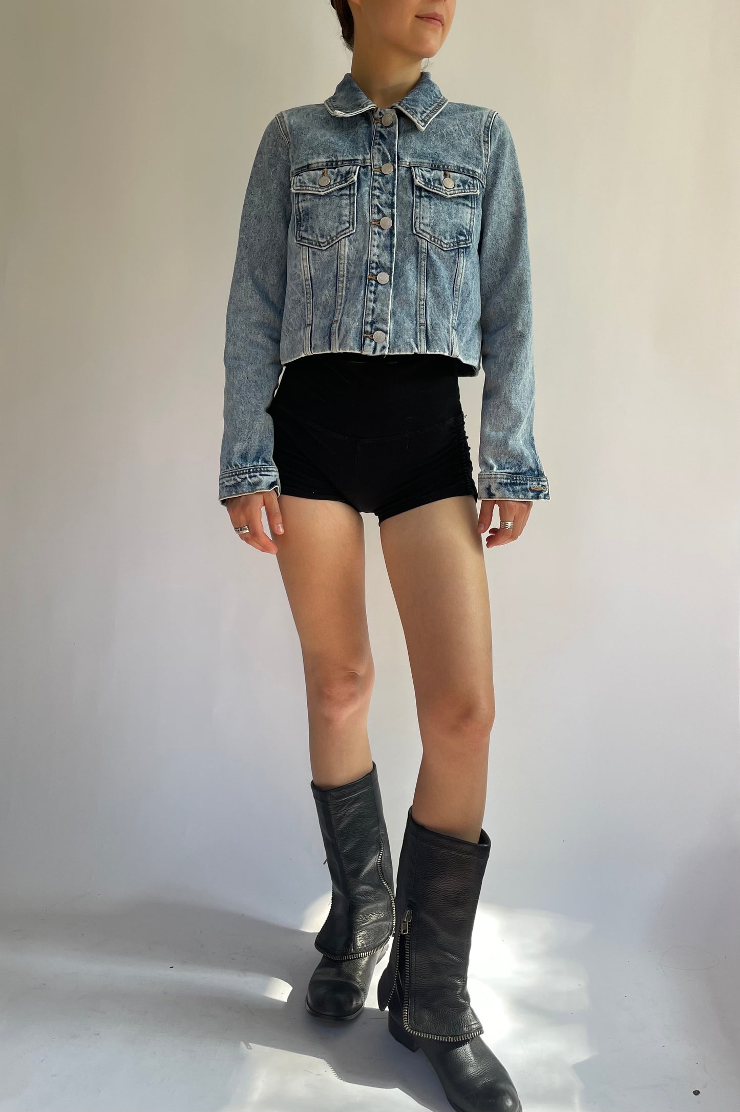 Modern cropped denim jacket size XS