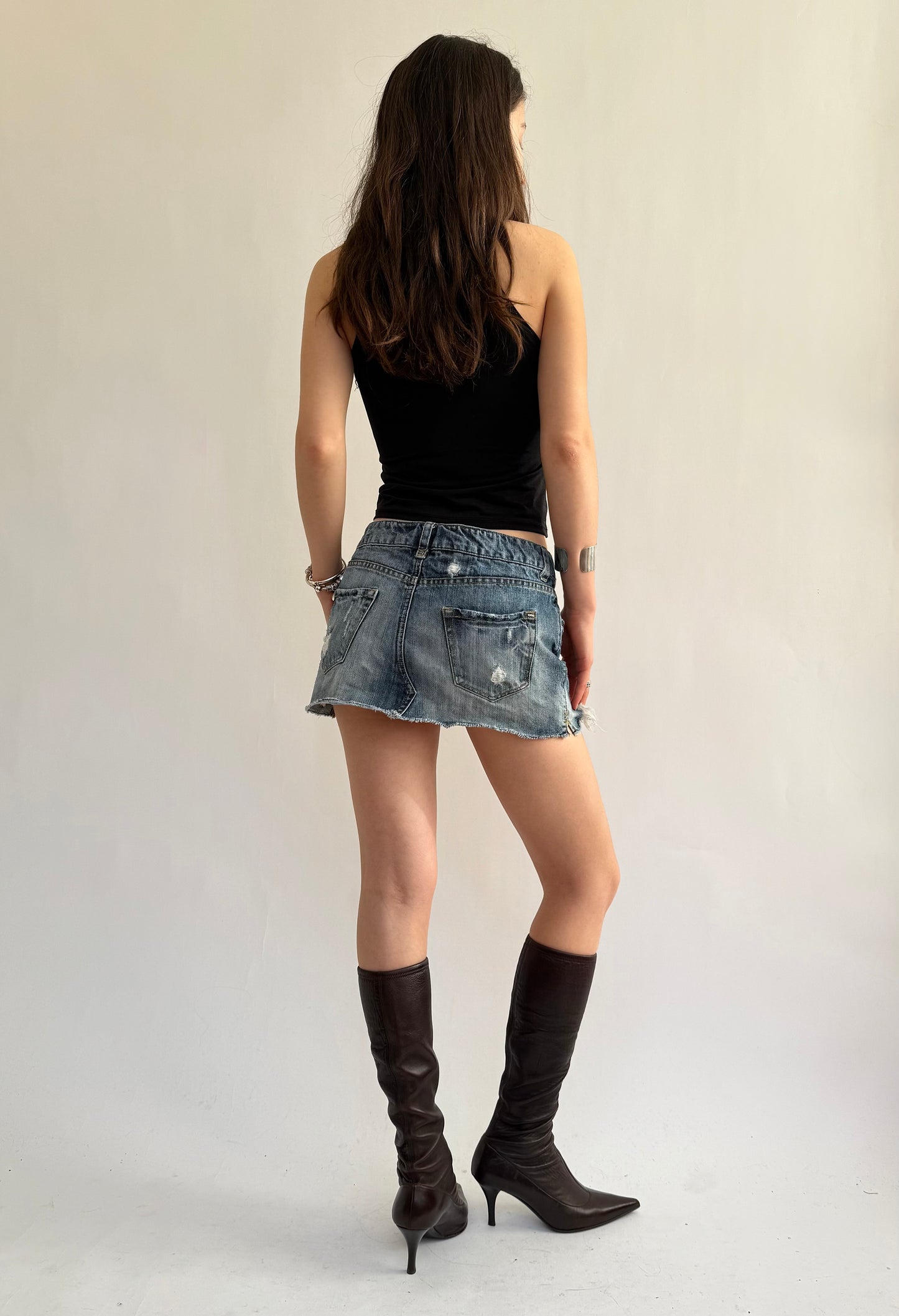 2000s distressed low rise mini skirt