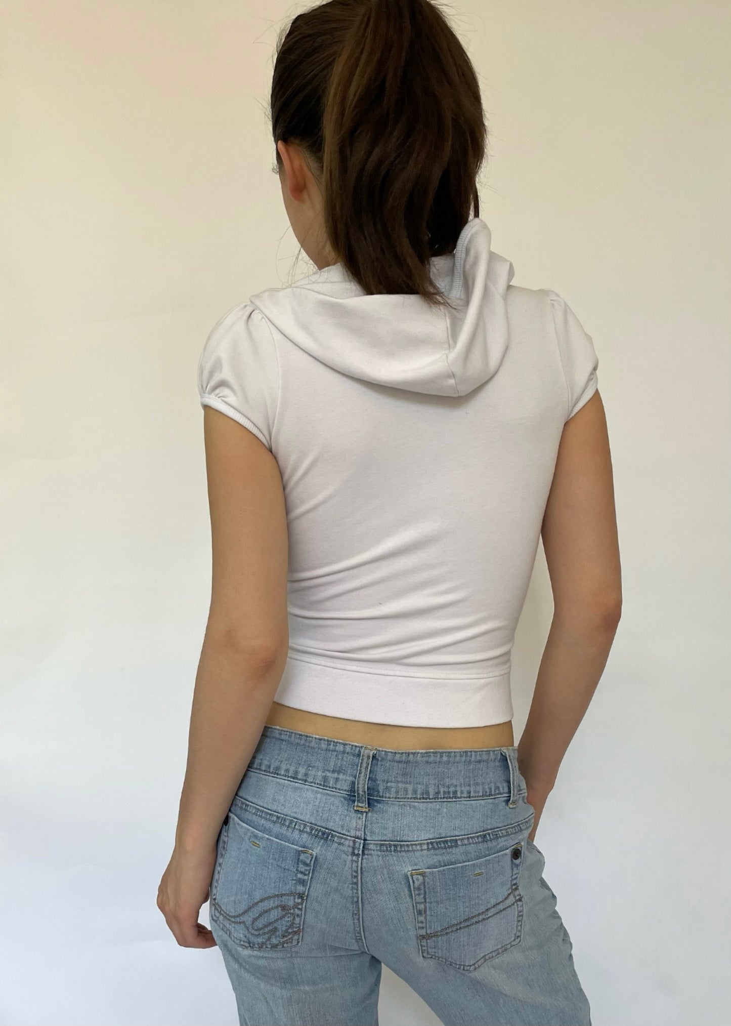 Iconic Y2k white fitted zip up