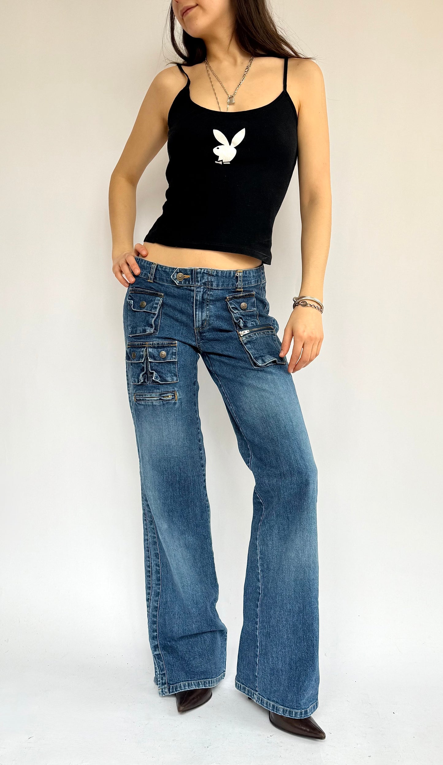 Y2K low rise detailed wide leg jeans