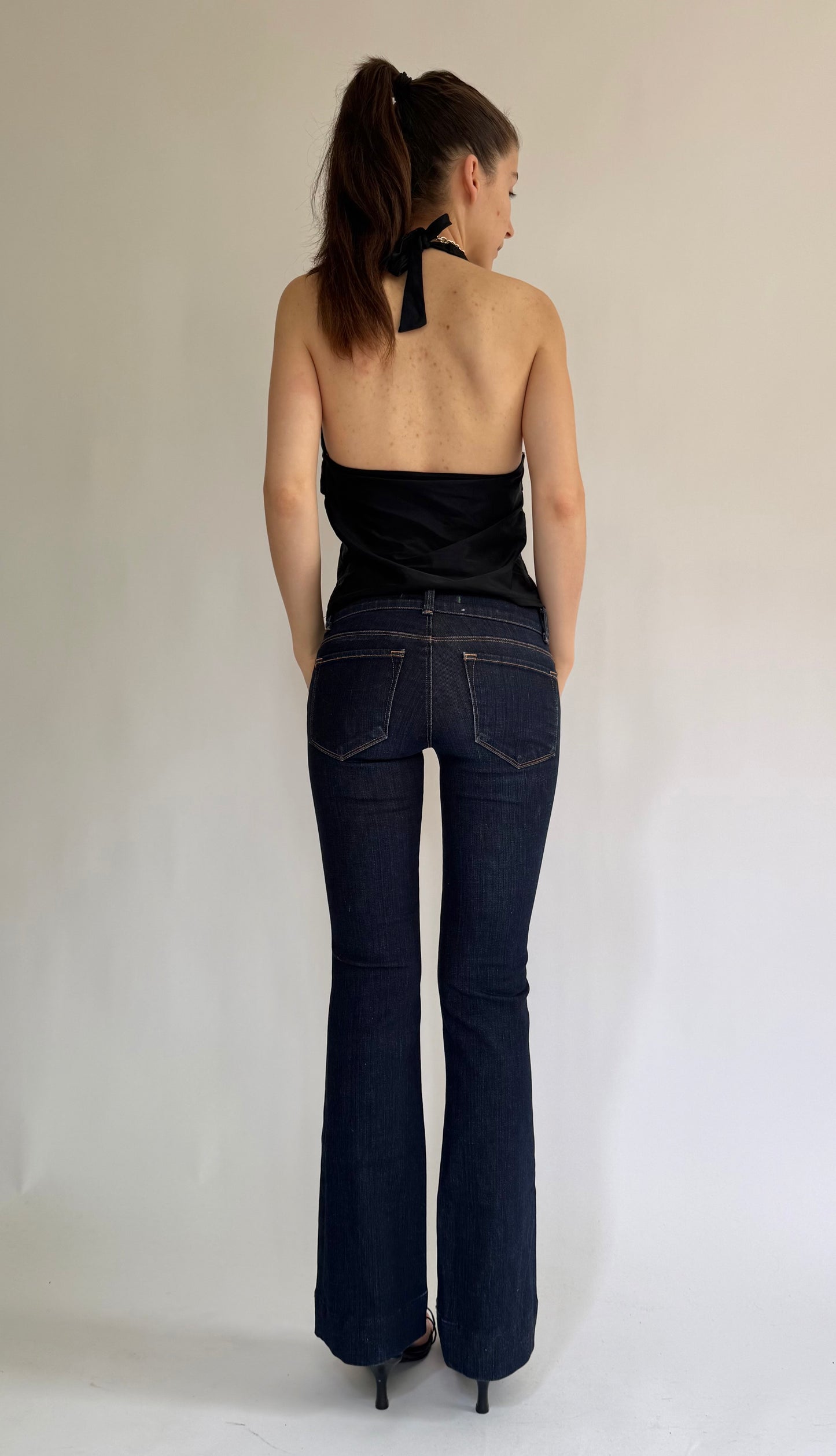 Y2K/2000s extra low rise dark wash flared jeans