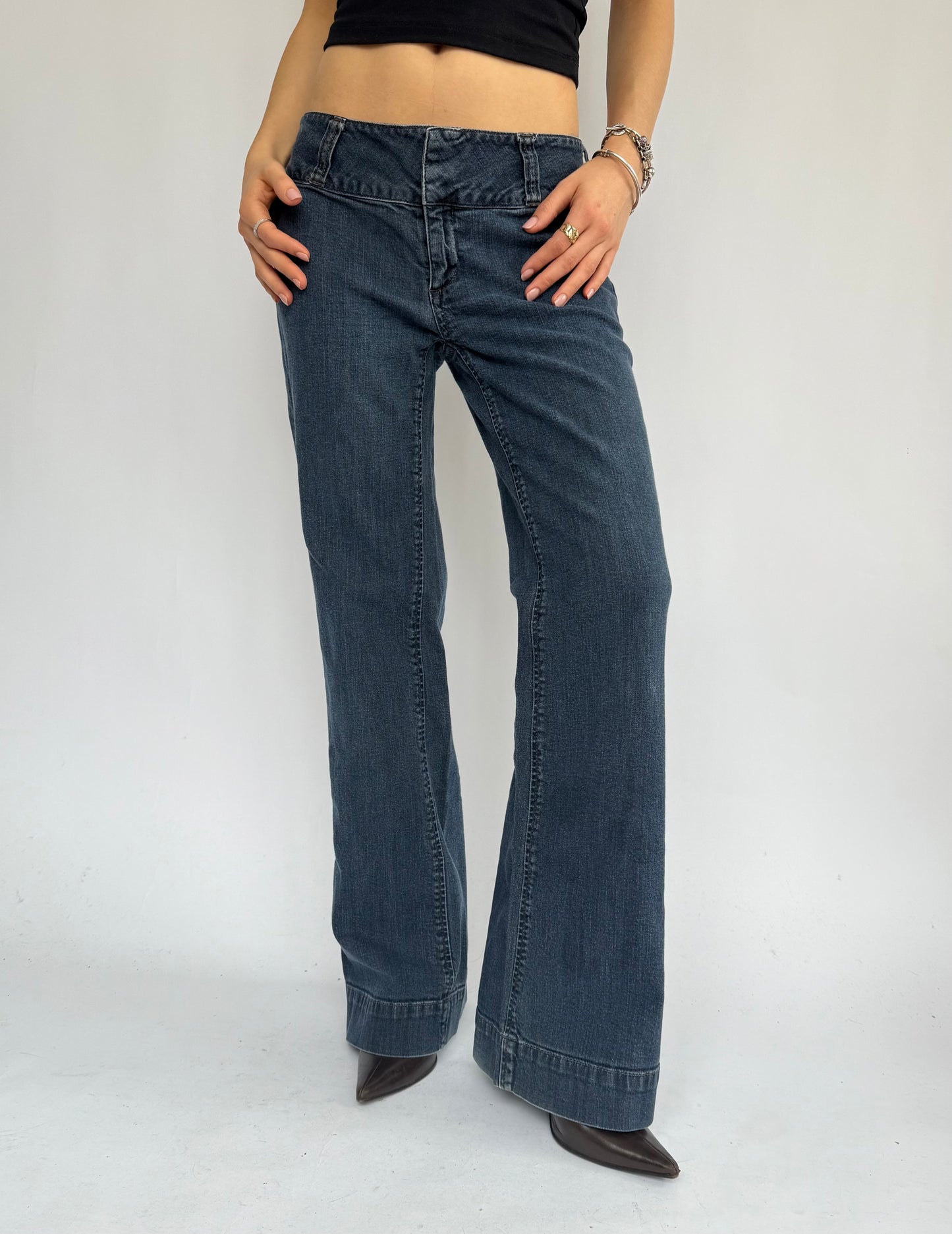 2000s Dark wash low rise flare jeans