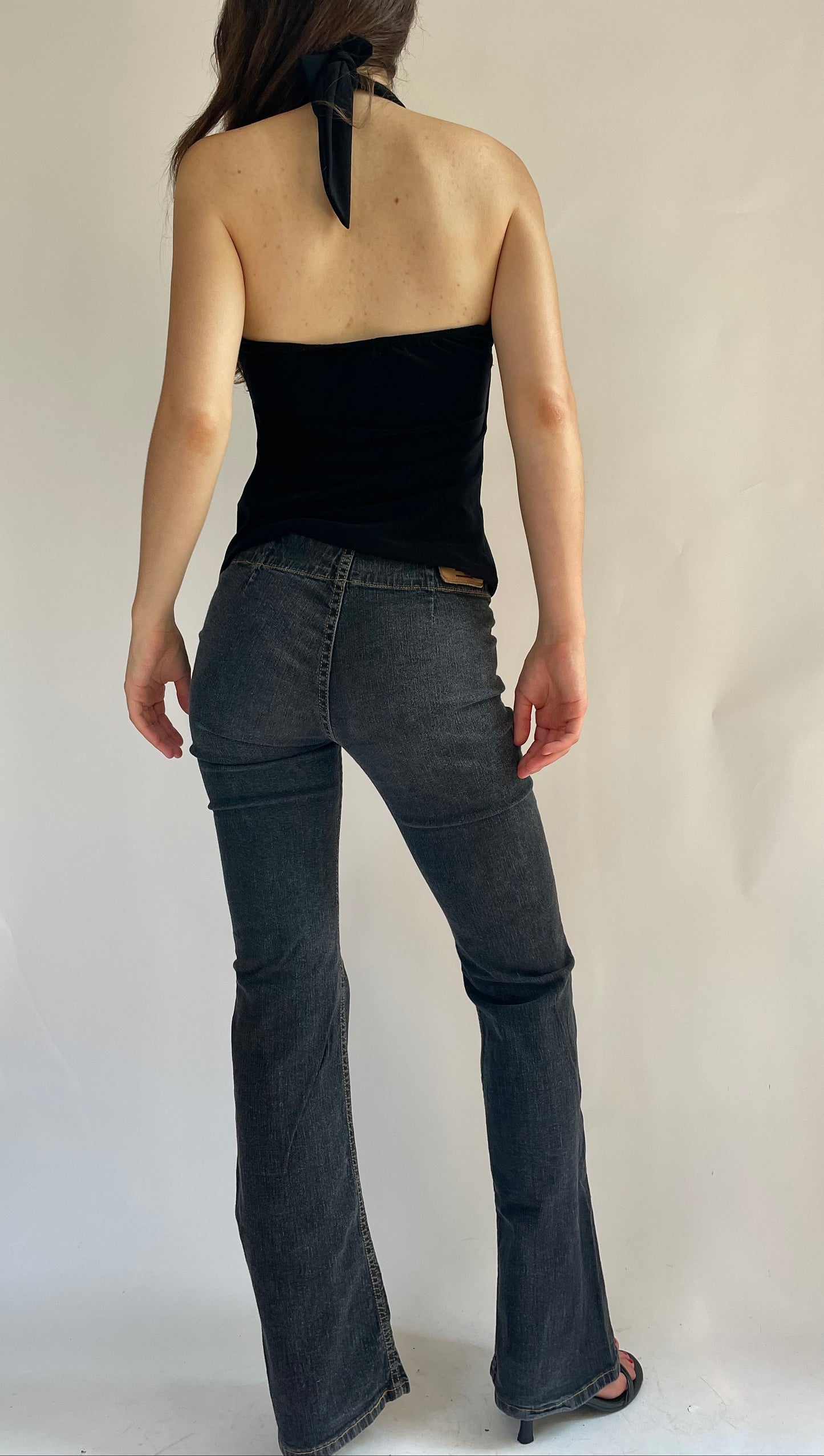 Y2K halter top with wooden ring