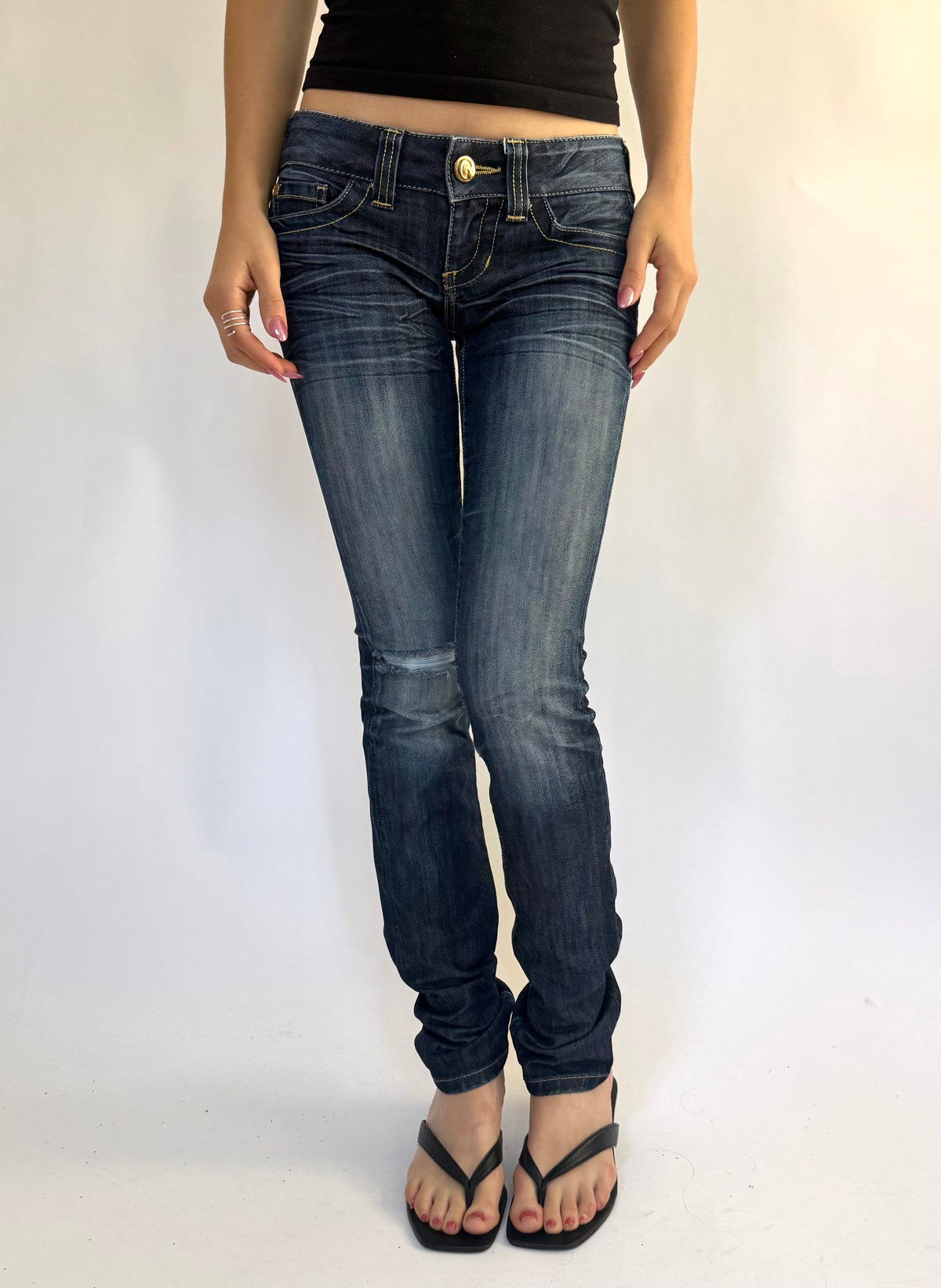 Y2K extra low rise dark skinny jeans by GUESS