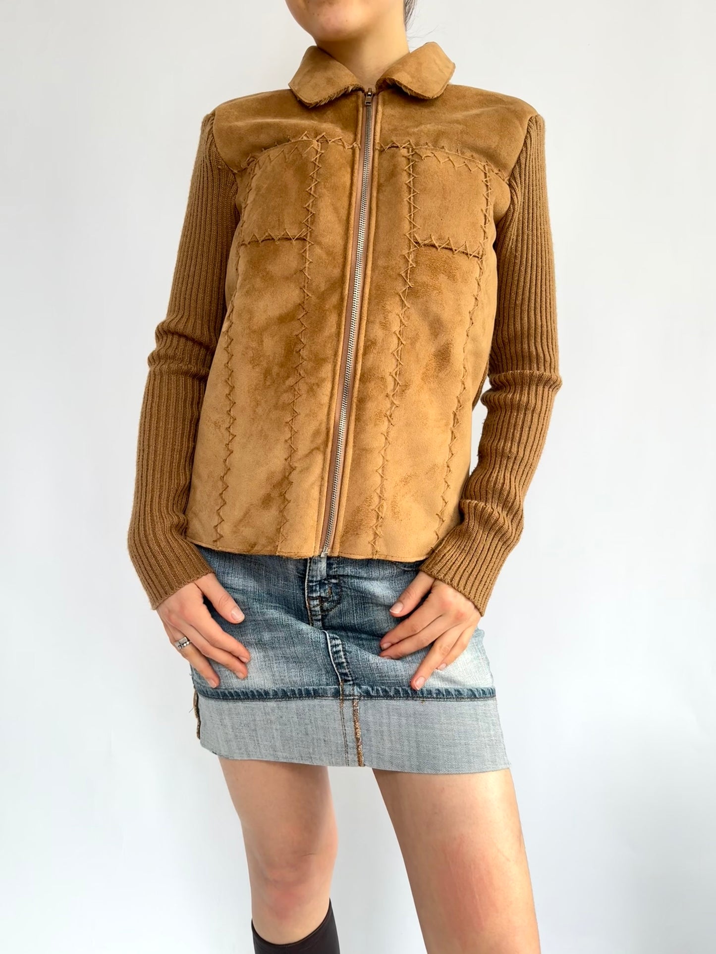 2000s faux suede fitted jacket with knitted sleeves and faux fur details