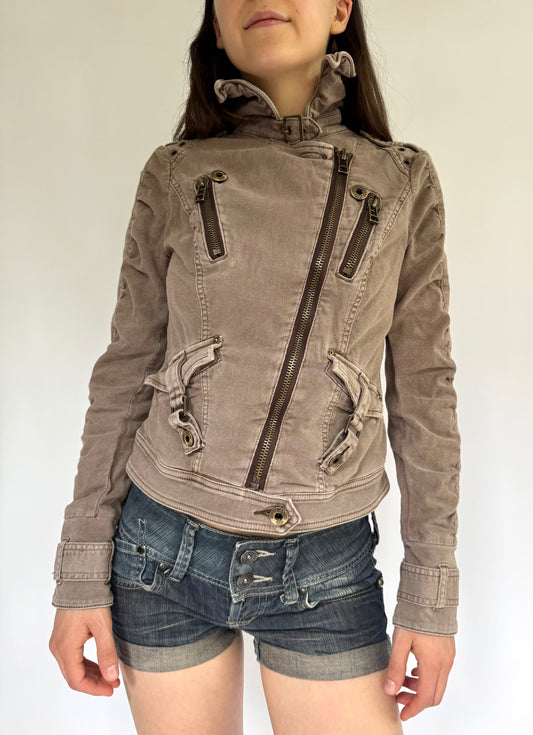 Y2K GUESS fitted jacket with zipper detailing grunge core