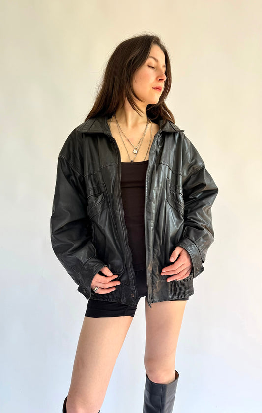 Vintage 90s Boulevard Club genuine leather bomber jacket