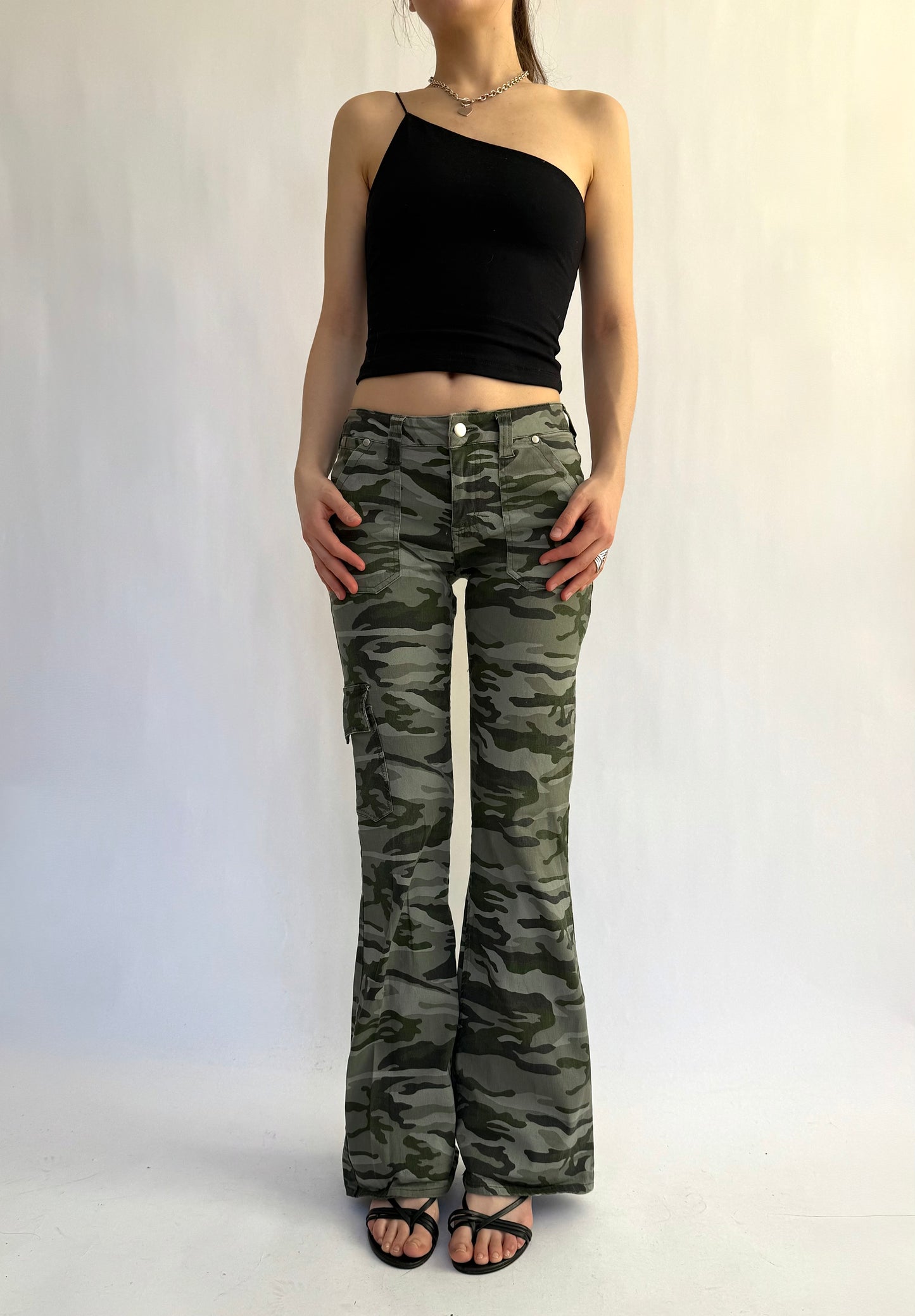 Y2K/2000s low rise flared camo pants
