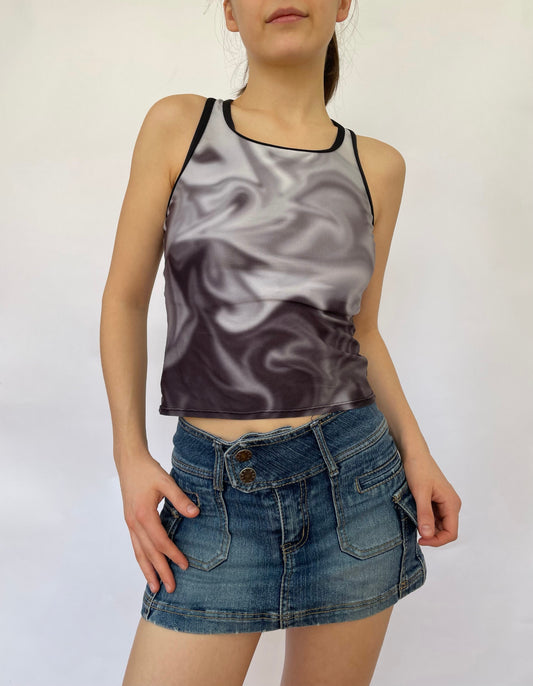 Early 2000s white and grey swirled tank