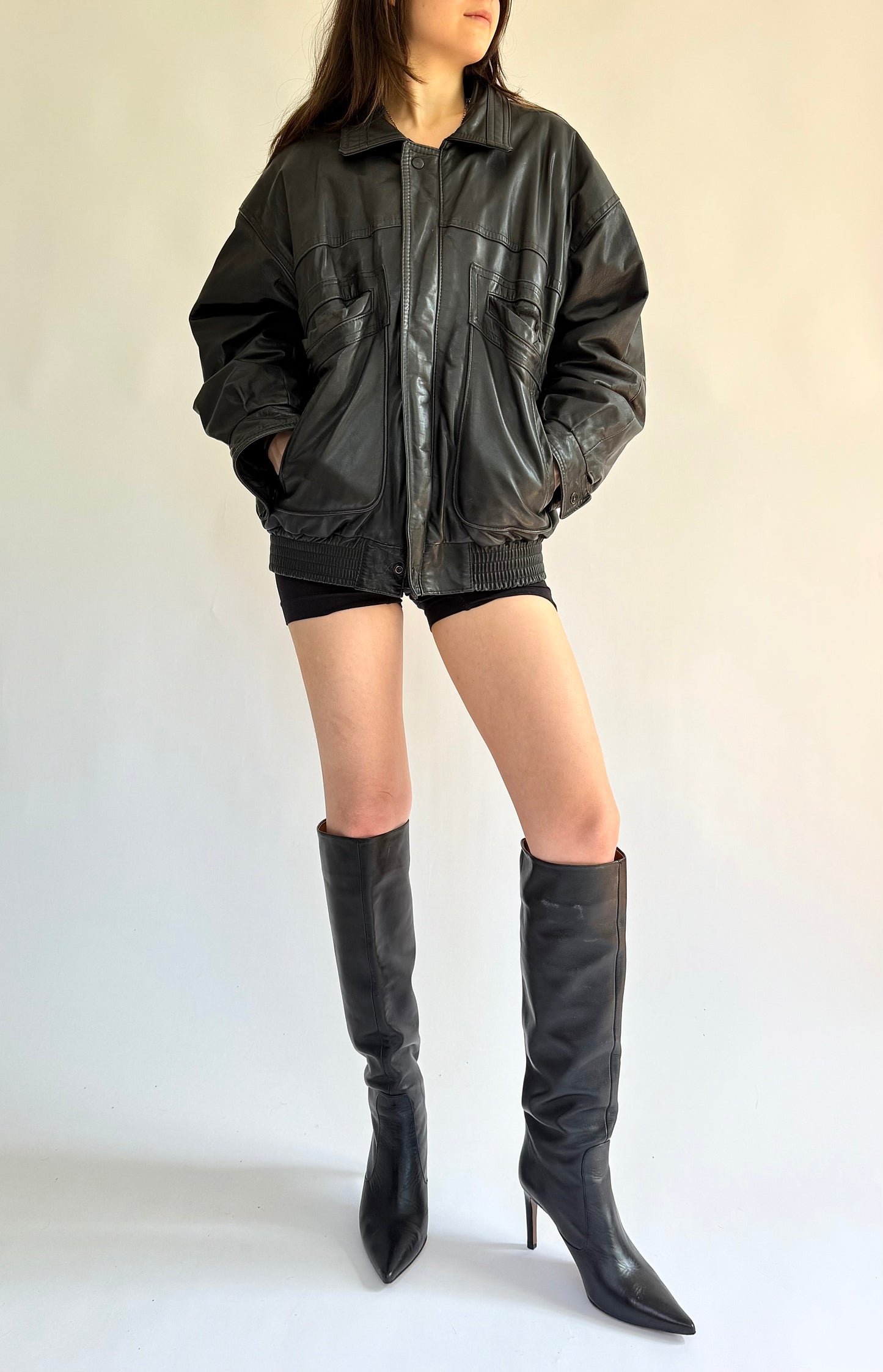 Vintage 90s Boulevard Club genuine leather bomber jacket