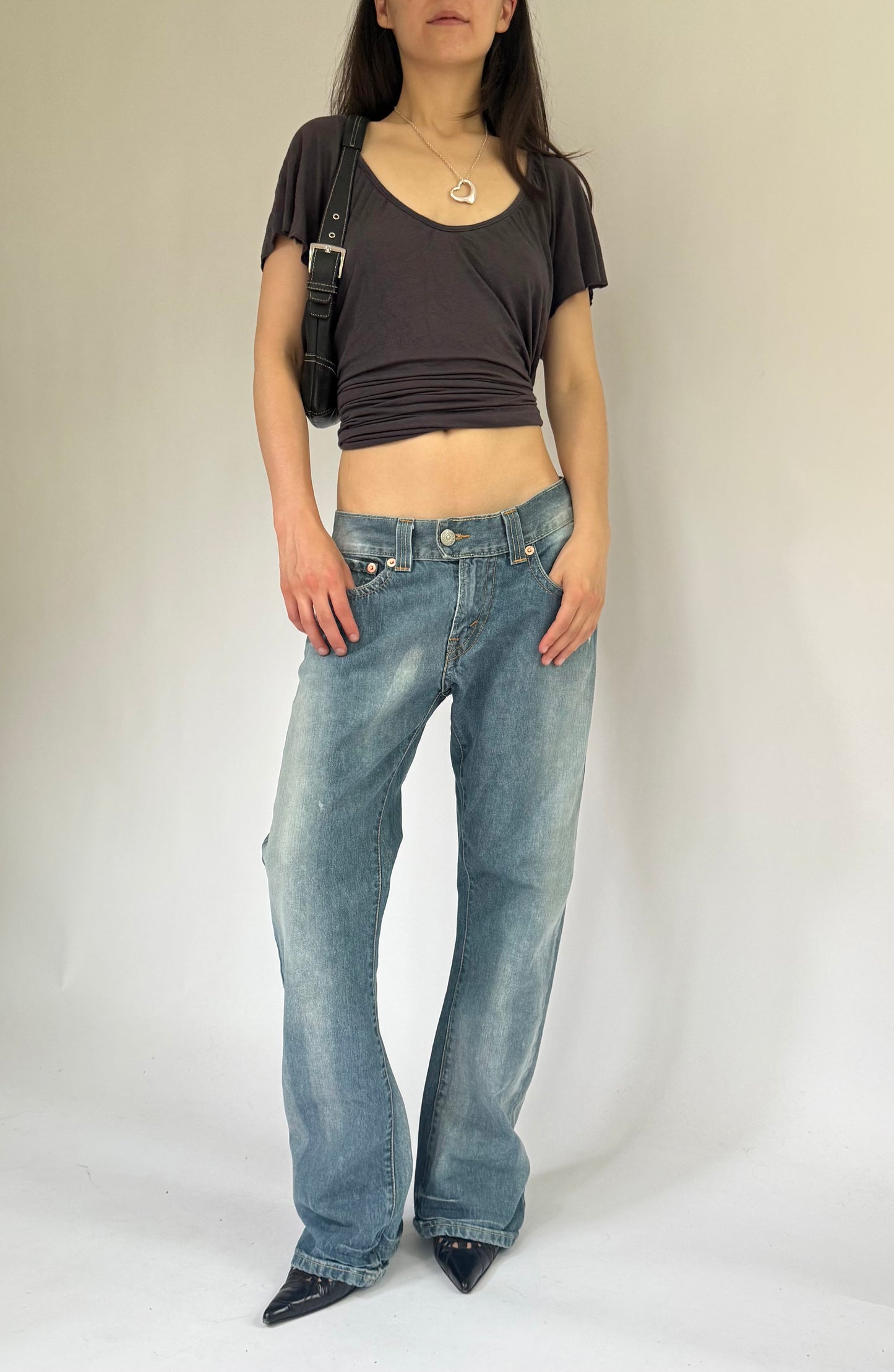 2010s LEVI’S low rise baggy trendy carpenter style pants
