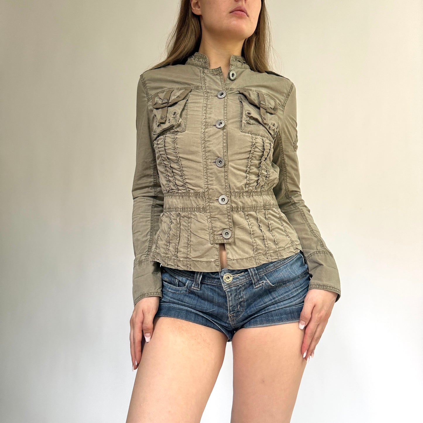 Y2K/2000s fitted cargos button up jacket