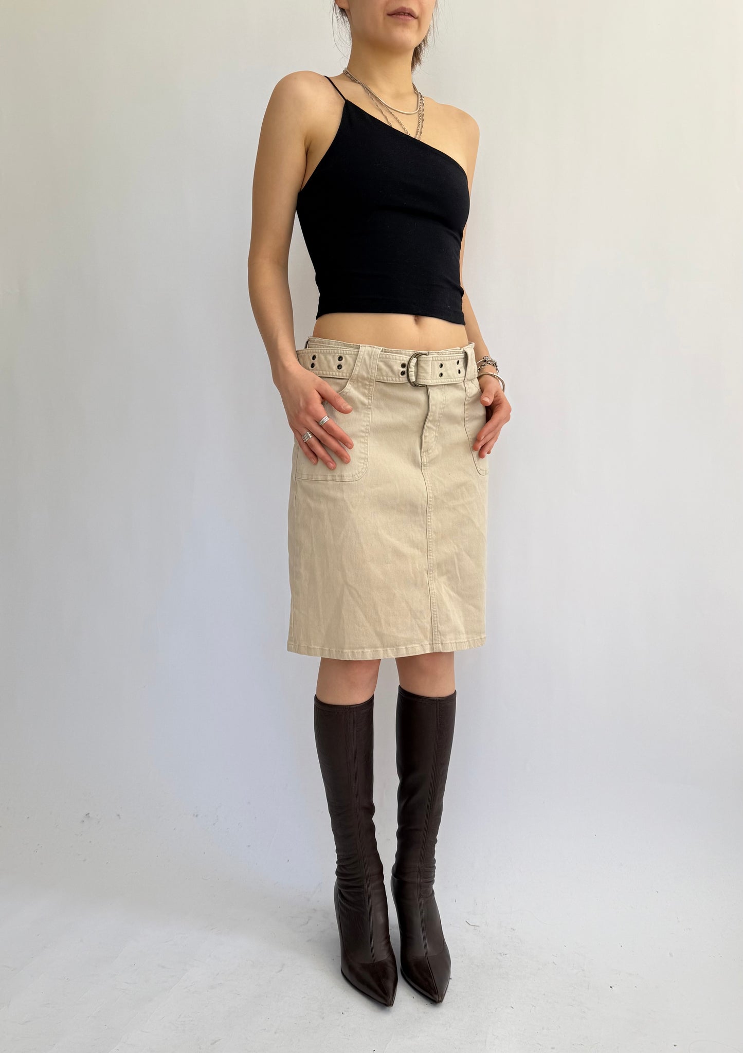 Y2K beige belted skirt