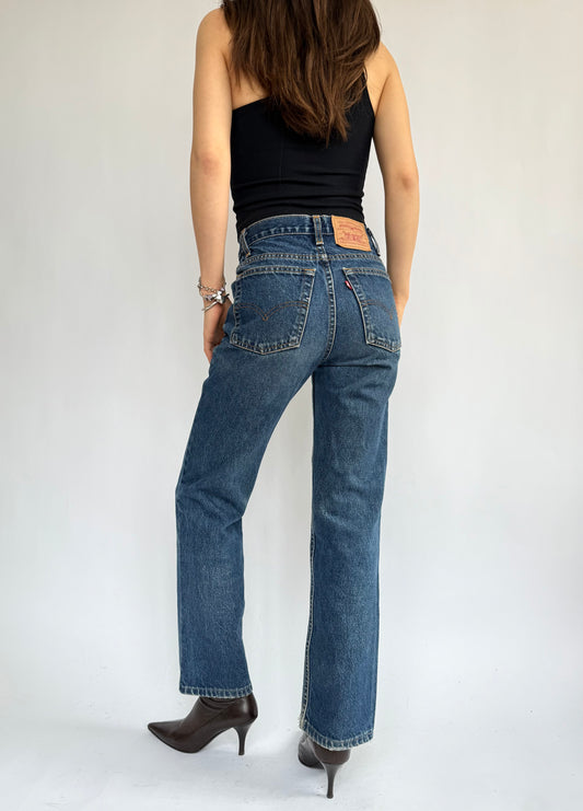 Vintage 90s LEVI’s straight leg jeans