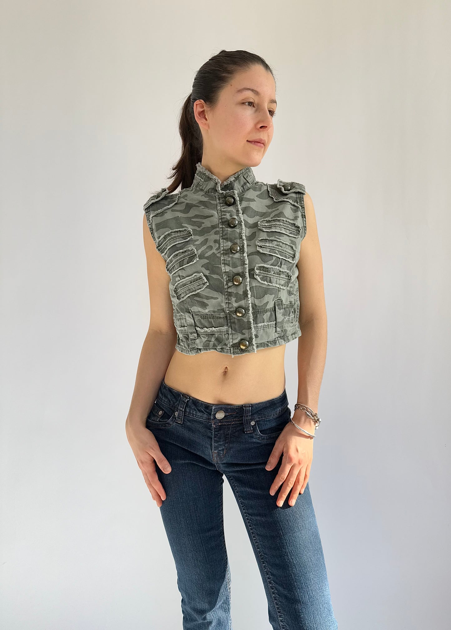 Y2k cropped camo vest with button up front by 725 originals