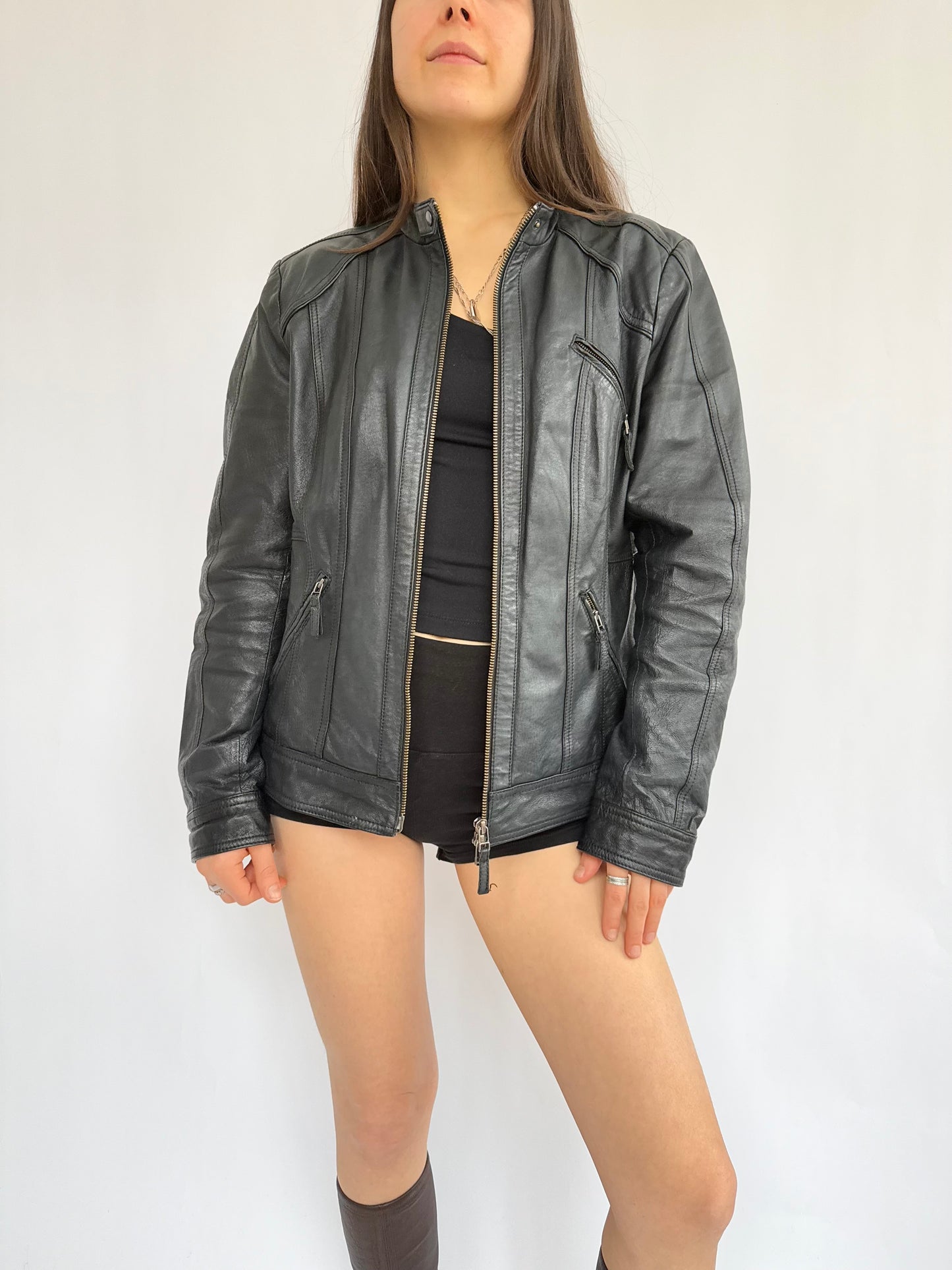 Vintage 90s Black leather moto jacket with zipper by DANIER