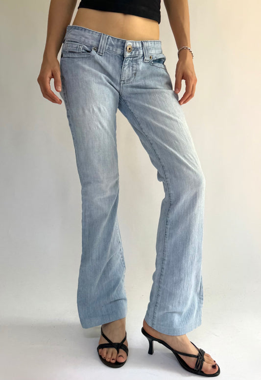 Y2K GUESS low-rise light wash denim jeans with a flare leg