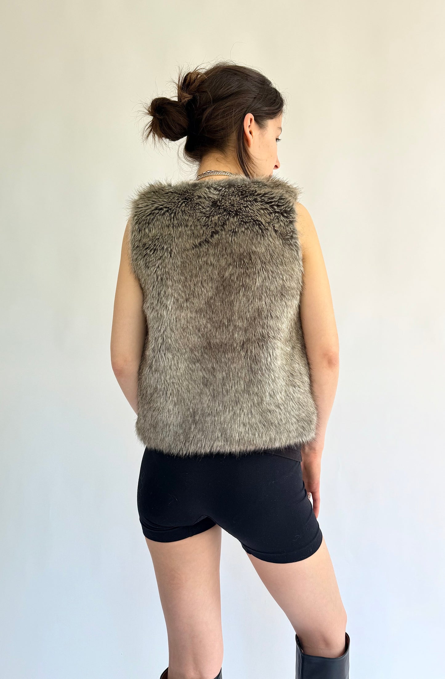 Y2K Grey faux fur vest