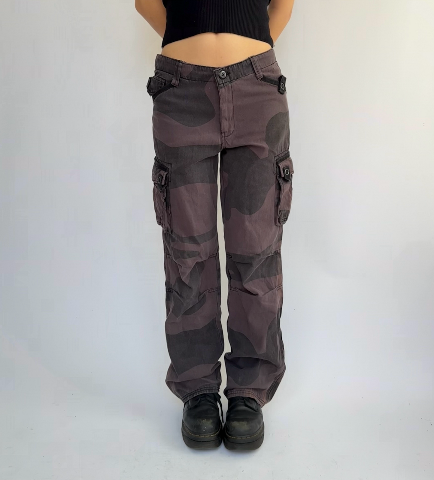 Y2K baggy straight leg cargo pants by NEVADA