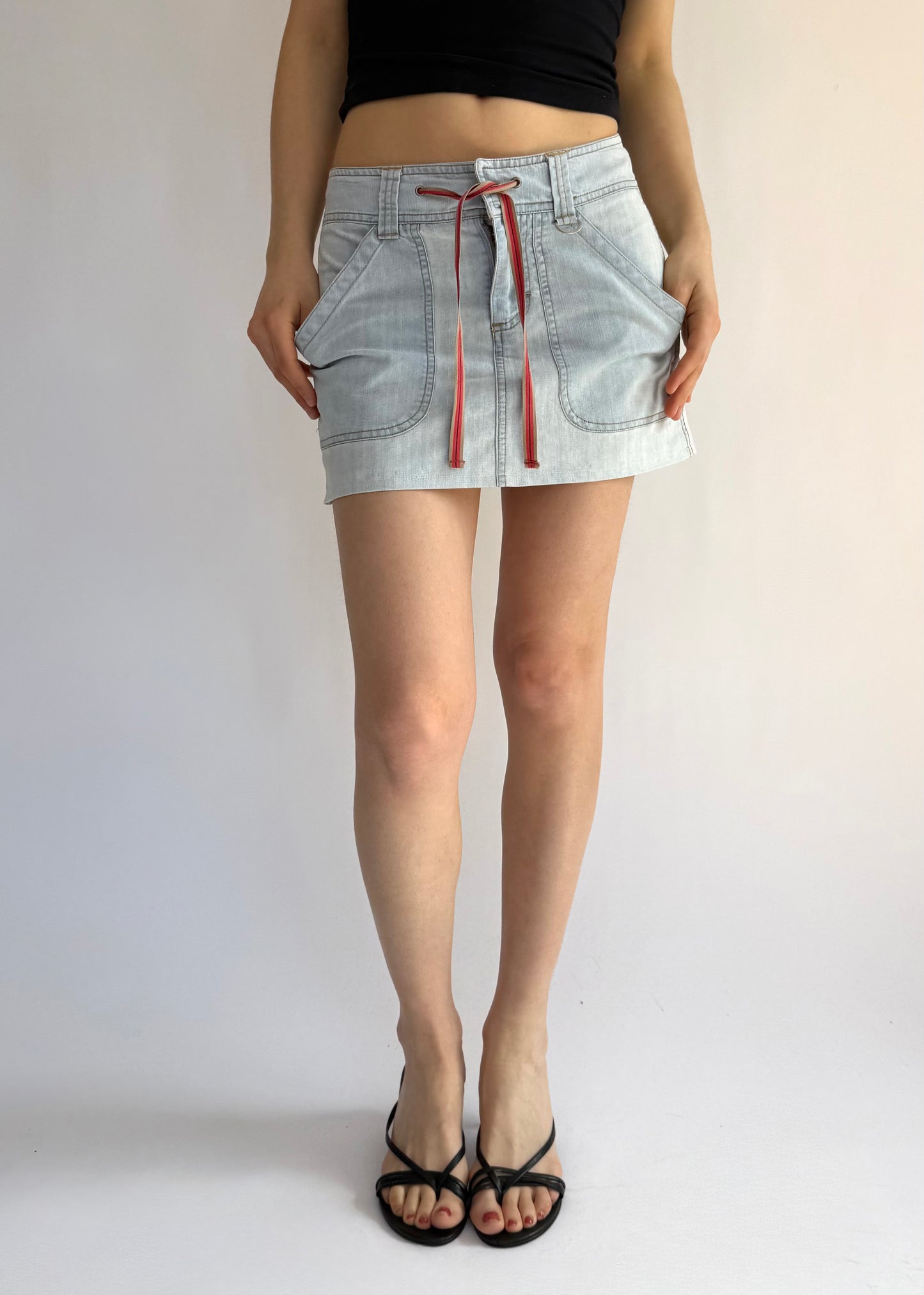 Y2K low rise mini skirt with drawstring