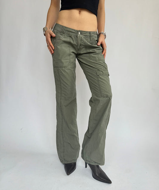 Y2k low rise flared cargo pants