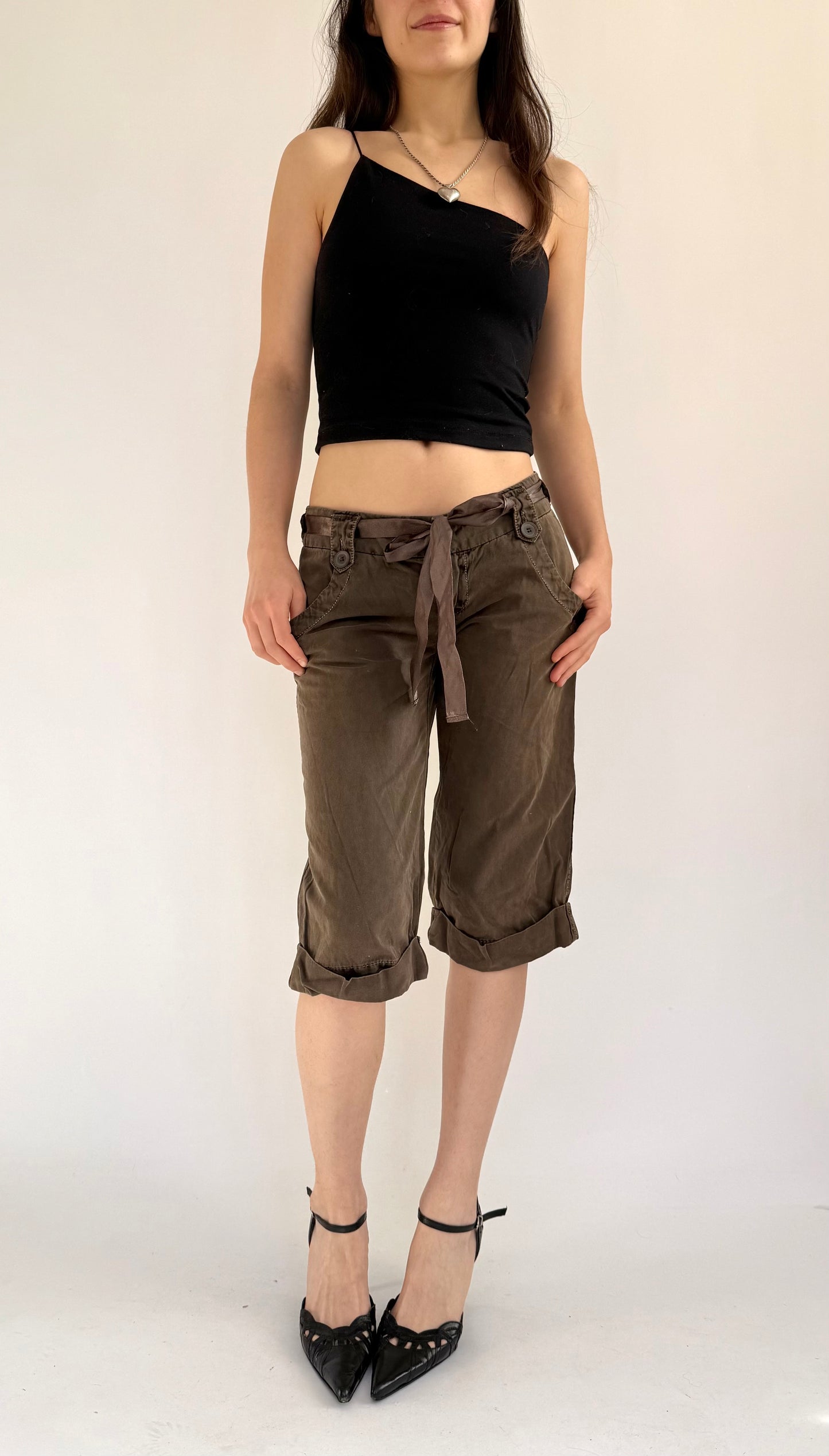 Y2K/2000s low rise capris cargos by GUESS