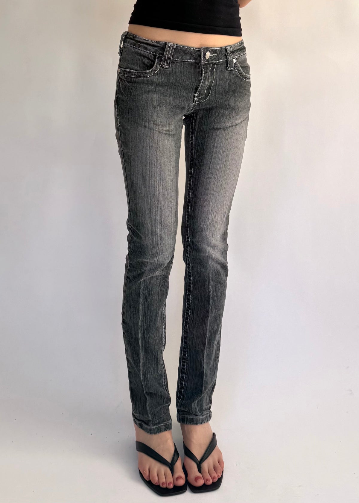 Early 2000s extra low rise gray skinny/straight leg jeans