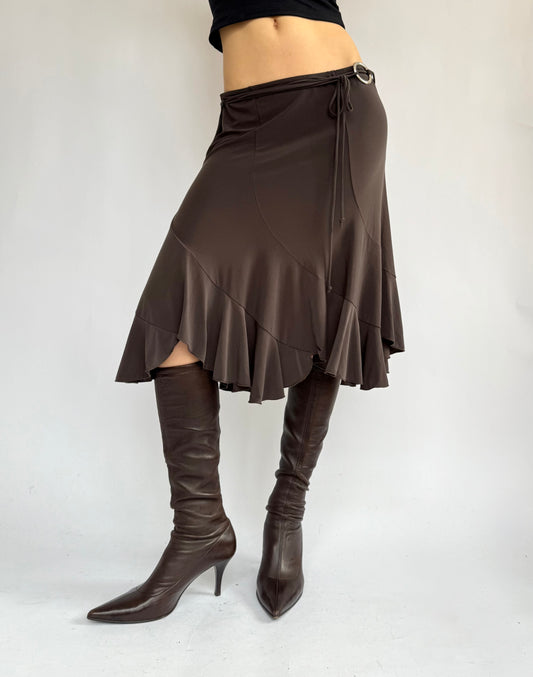 2000s skirt with ruffles and ring