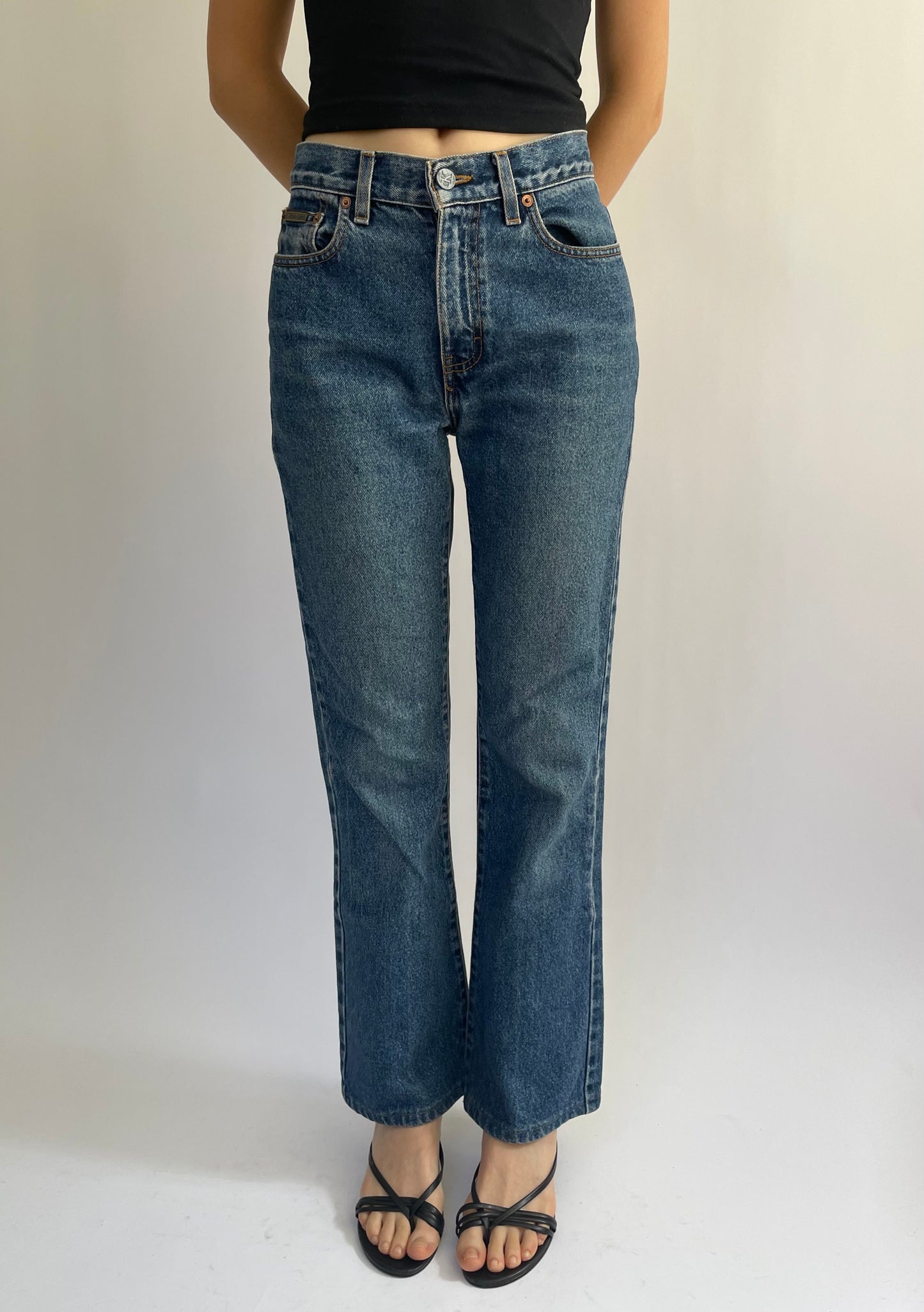 90s Calvin Klein high waisted jeans in size 25/Small