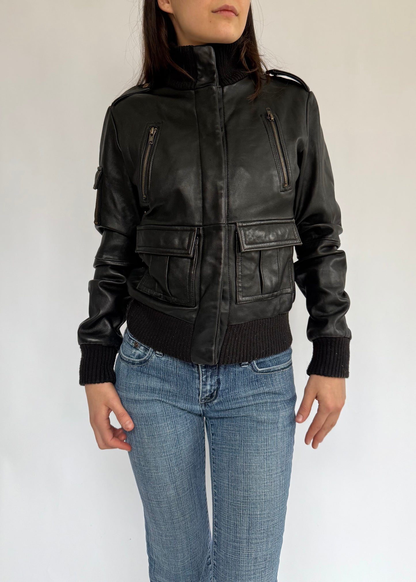 Y2k black leather fitted jacket