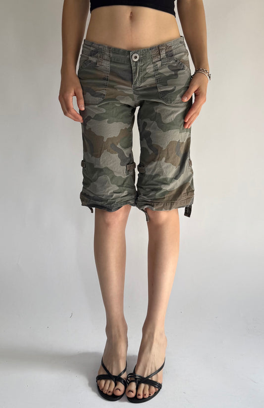 Y2K low rise capris camo cargos