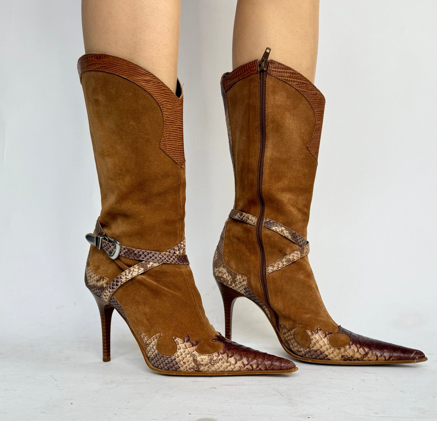 Iconic Y2K suede boots with snake print detaling in size 38 (7)