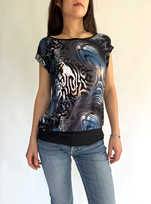 Vintage 90s black and blue sparkling animal print top