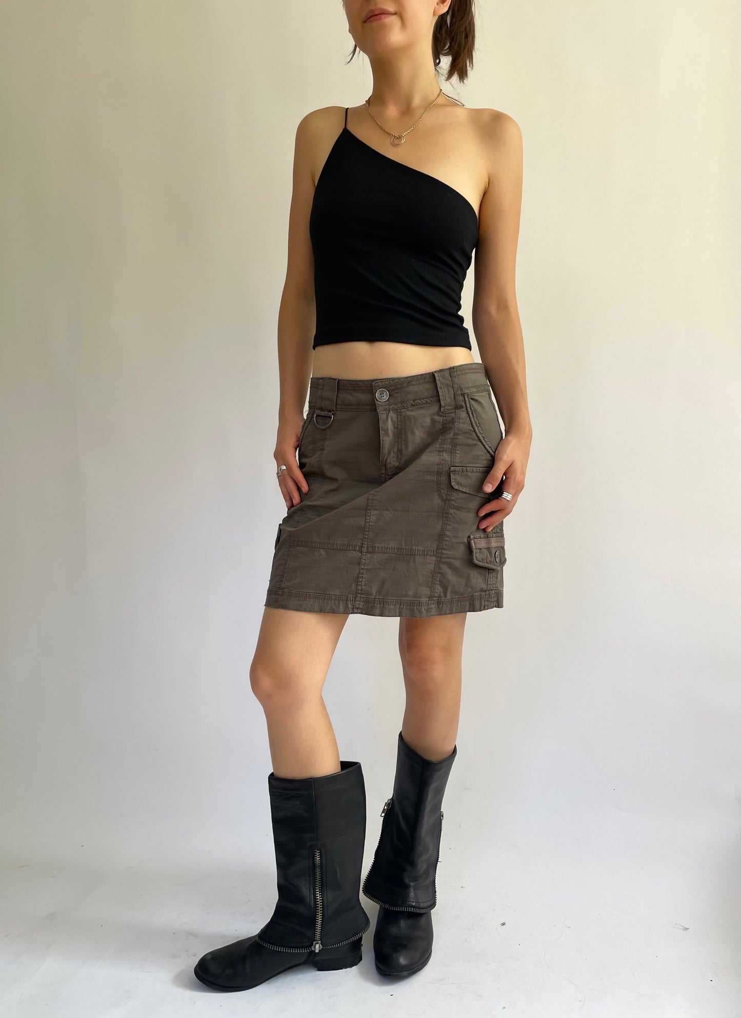 Y2K cargo skirt in size M