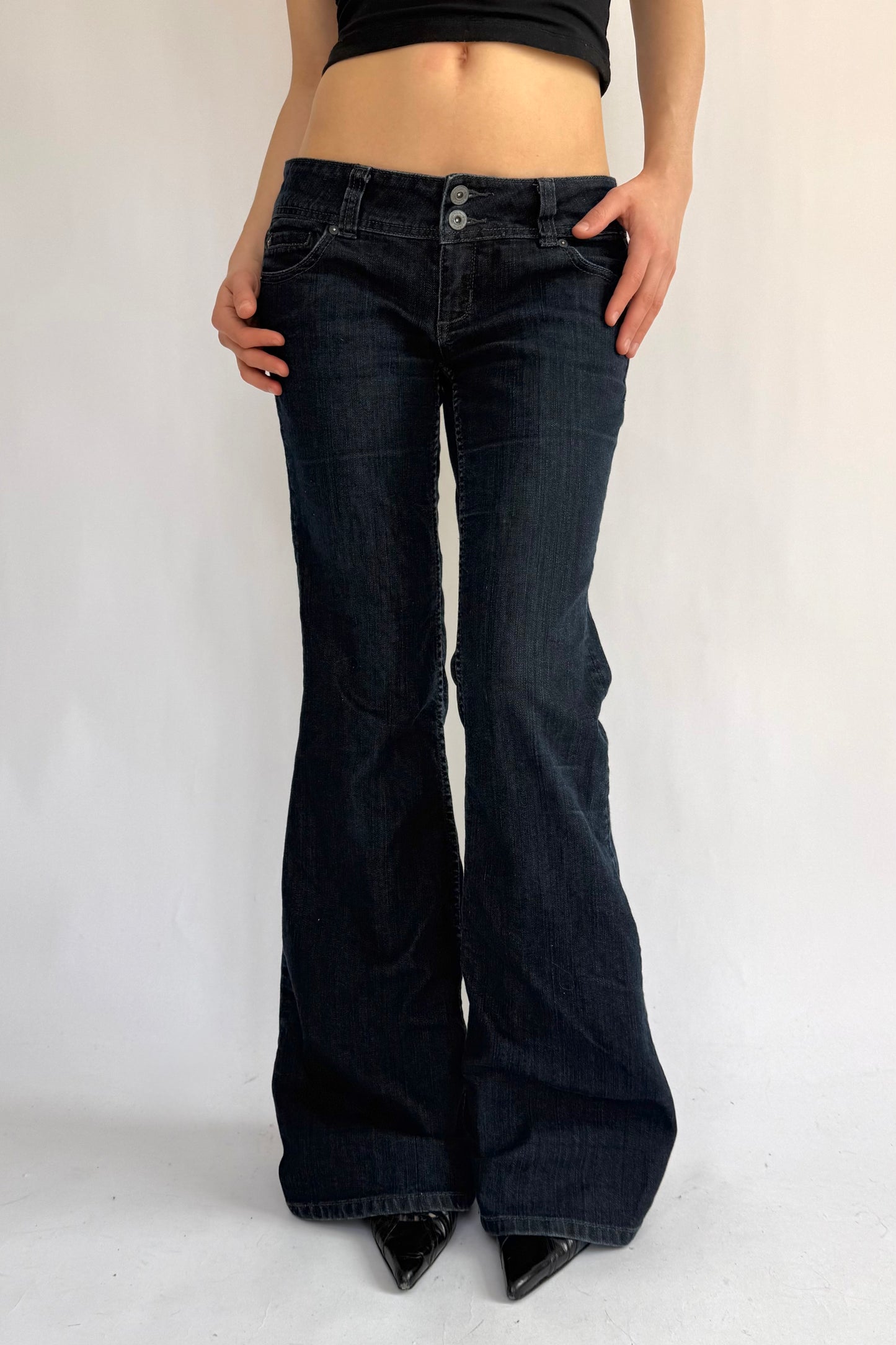 Y2K/2000s low rise extra flared jeans by Dynamite vintage