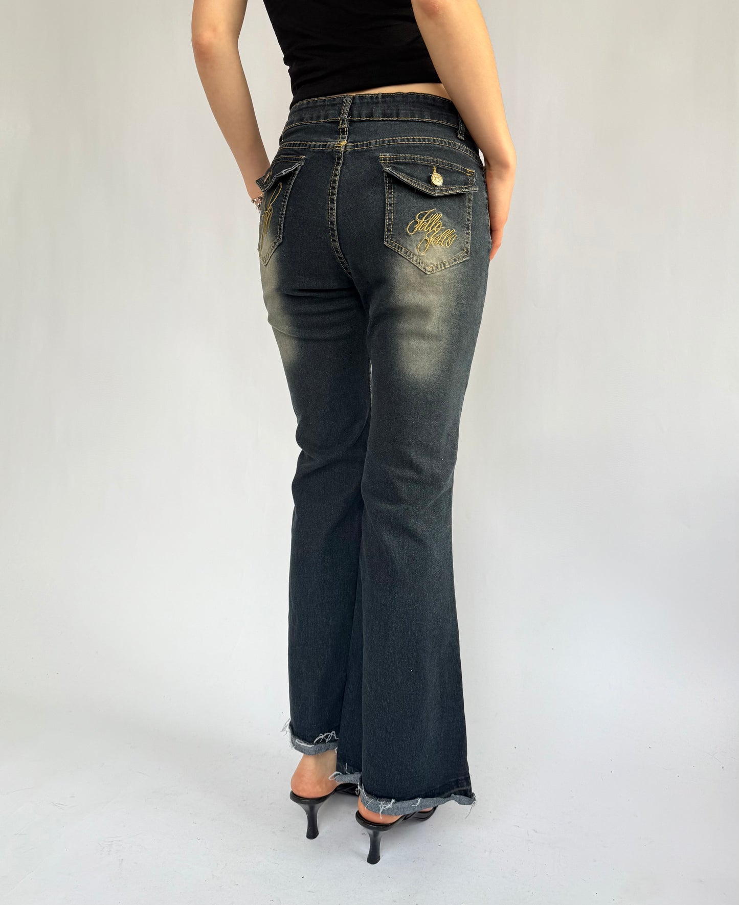 2000s mid rise flare jeans with gold embroidered logo “jello jello”