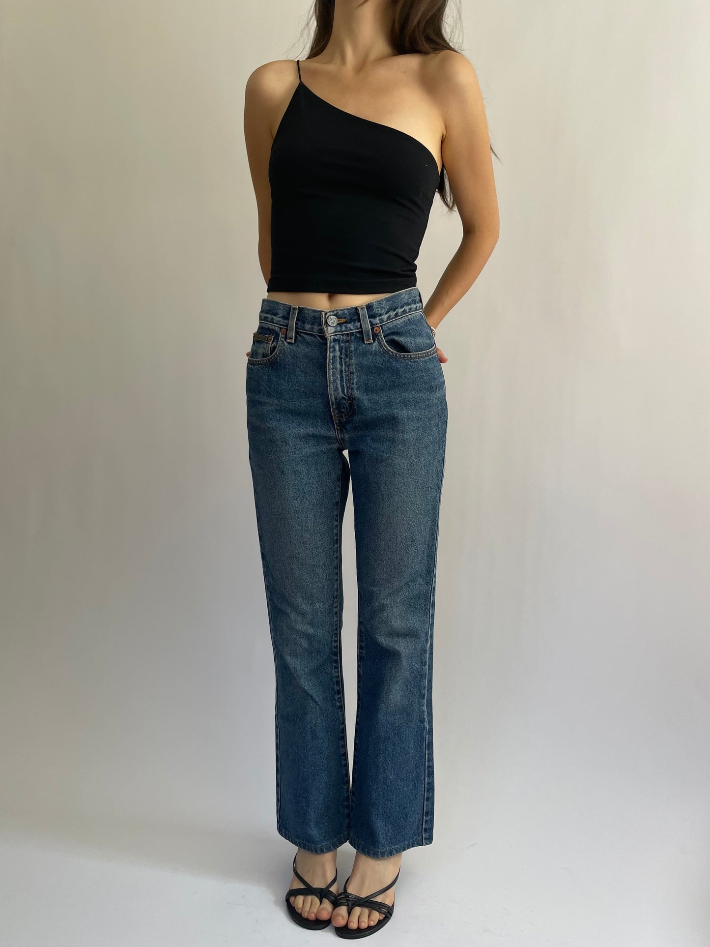 90s Calvin Klein high waisted jeans in size 25/Small