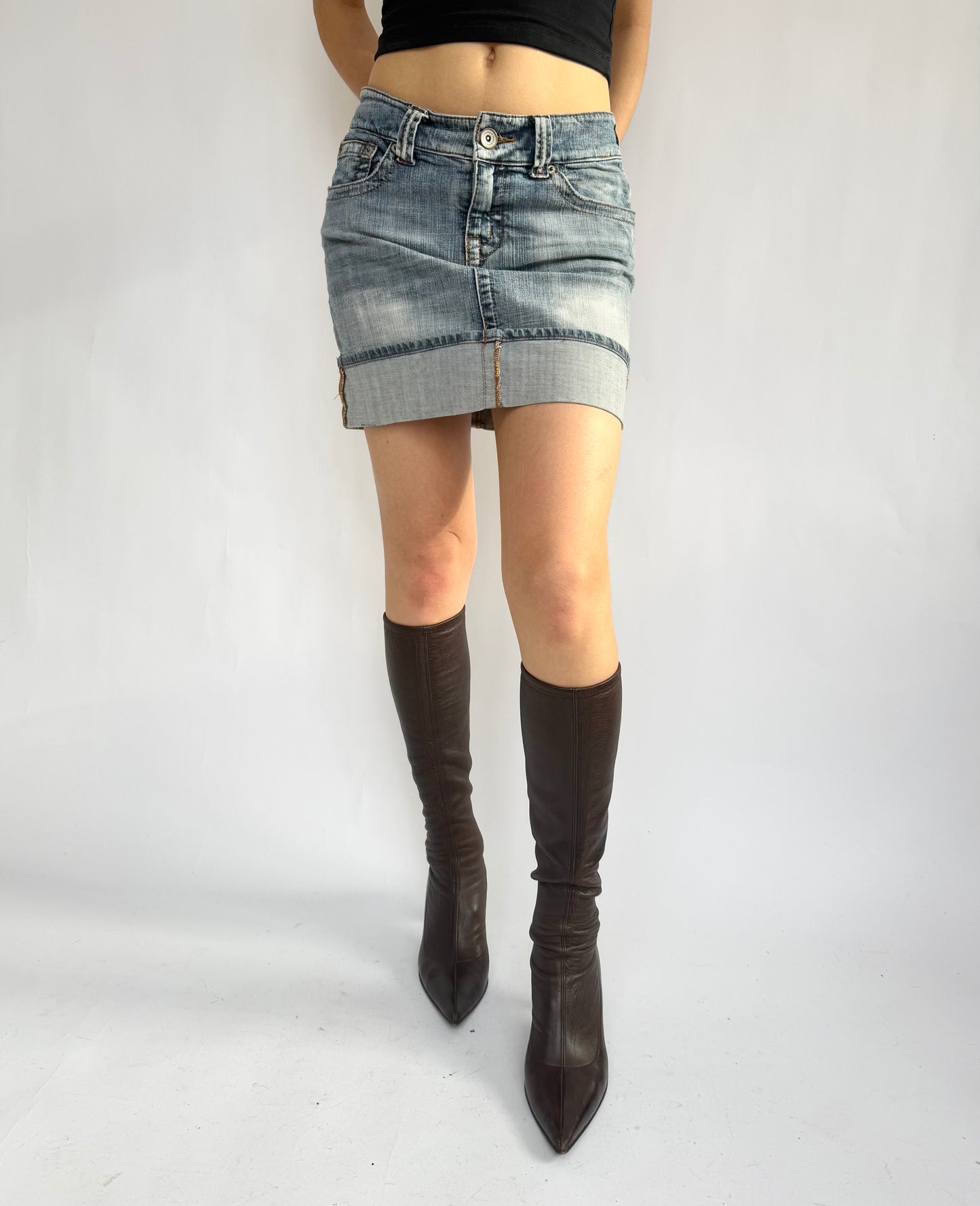 2000s acid wash Mini denim skirt