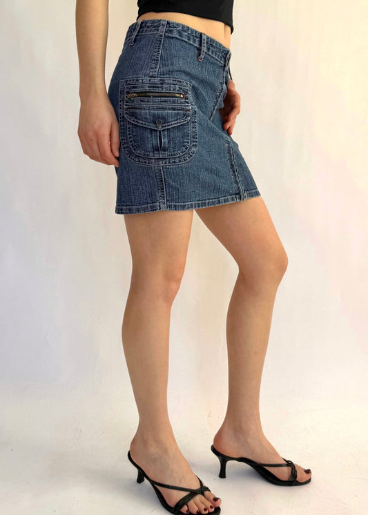Y2K/2000’s low rise mini denim skirt by SEXSO