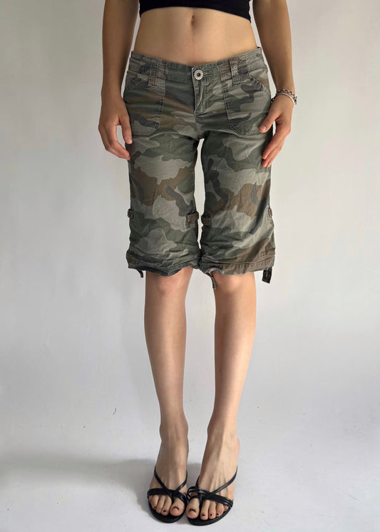 Y2K low rise capris camo cargos