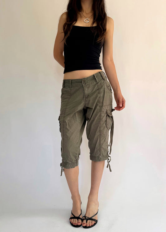 Y2K low rise baggy cargos shorts