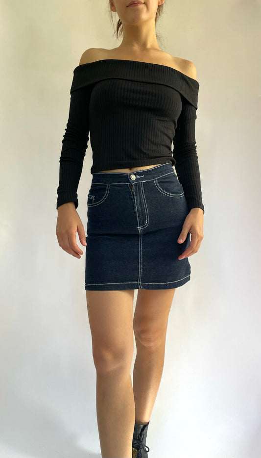 Vintage mini denim skirt with white stitching